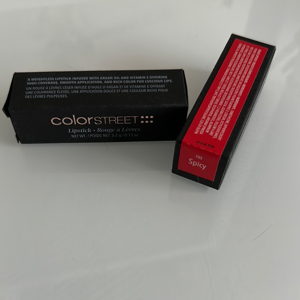 Color Street Lipstick in Spicy Red